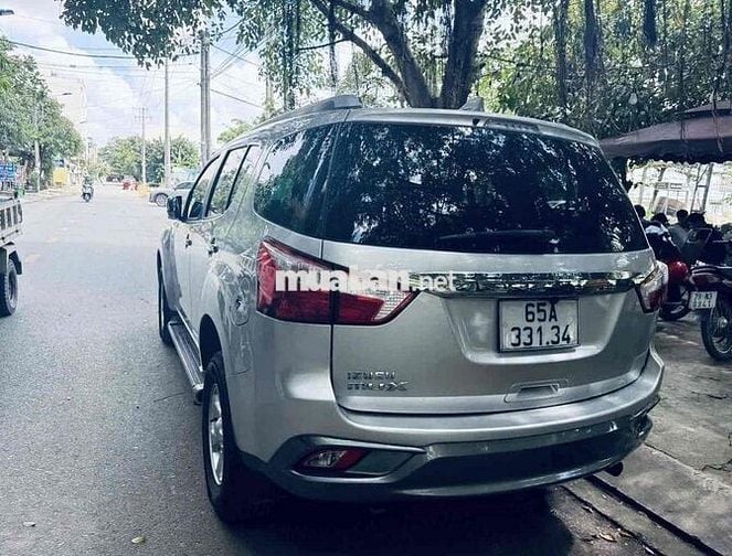 Isuzu Mu X 2021 Số sàn máy dầu