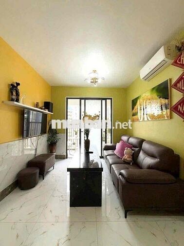Cho thuê CH Topaz Twins Biên Hoà! 1pn, 1wc, view hồ bơi, tầng cao!