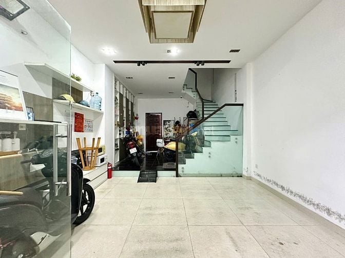 Bán CHDV Trần Bình Trọng, Gò Vấp. Giá 9.8 tỷ