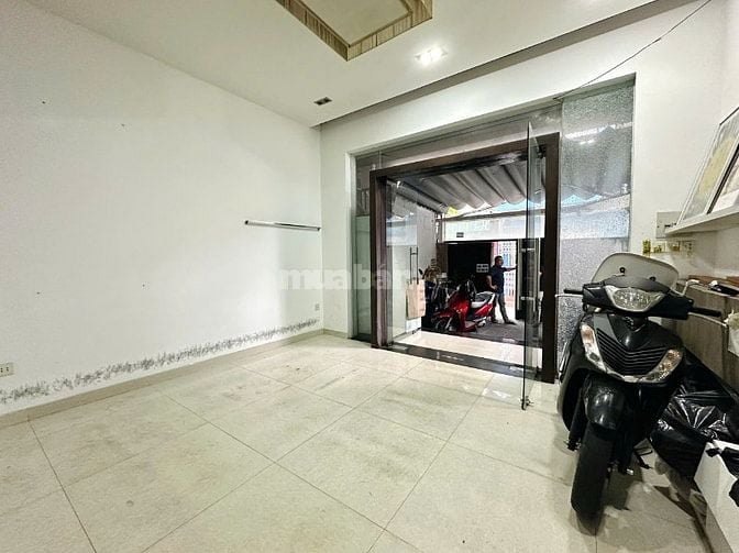 Bán CHDV Trần Bình Trọng, Gò Vấp. Giá 9.8 tỷ