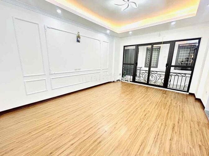 🌸 1 NHÀ RA PHỐ- HỒ ĐỀN LỪ- 30m2-5T- GIÁ CHÀO 7.7TỶ (TL mạnh)- 🌸