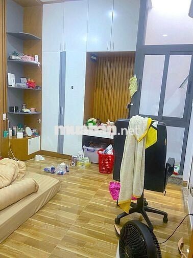 Nhà đẹp 4PN, 5wc vào ở liền Giá 20Tr phù hợp GĐ cty đây ạ