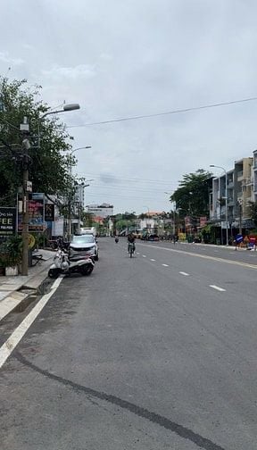 Căn Góc 2 MT KDC Nam Long, Phú Thuận Q7 5PN 4 lầu nhà mới vào ở ngay