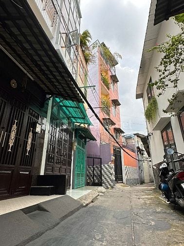 Bán CHDV Trần Bình Trọng, Gò Vấp. Giá 9.8 tỷ