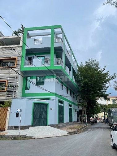 Căn Góc 2 MT KDC Nam Long, Phú Thuận Q7 5PN 4 lầu nhà mới vào ở ngay