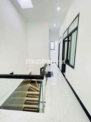 Bán nhà hẻm cạn sau căn mặt tiền Trần Hưng Đạo, phường Quy Nhơn