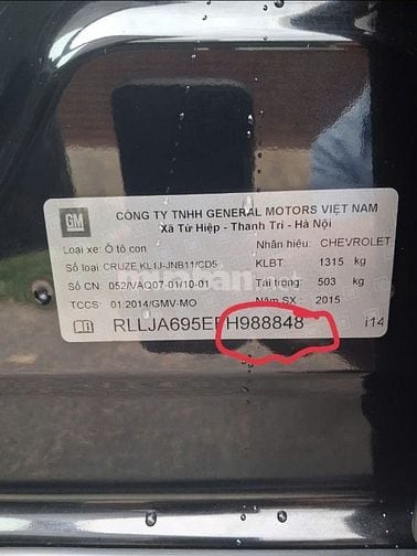 Bán xe Chevrolet Cruze màu đen, số tự động, đời 2015.
