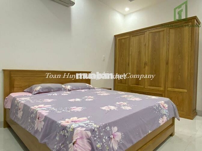 Nhà đẹp 6PN hiện đại khu Nam Việt Á – vị trí đẹp, gần đường Bùi Tá Hán