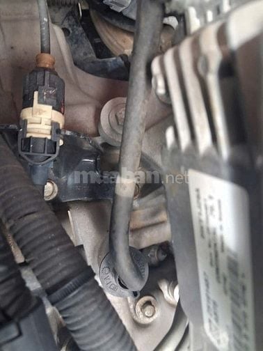 Bán xe Chevrolet Cruze màu đen, số tự động, đời 2015.