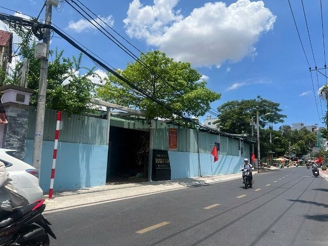BÁN NHÀ XƯỞNG & BIỆT THỰ MẶT TIỀN ĐƯỜNG D4