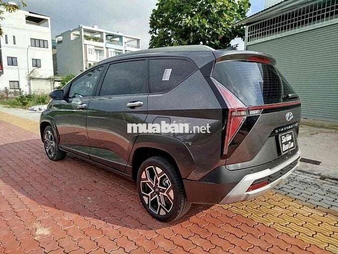Hyundai Stargazer 2025 X 1.5 AT - 5000 km