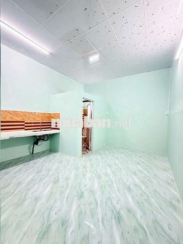 Bán nhà mặt tiền đường Hoàng Quốc Việt