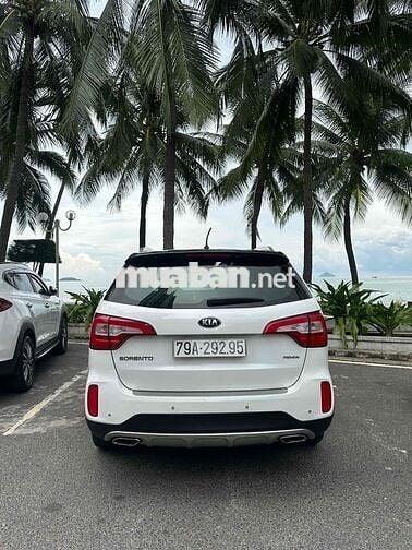 Kia Sorento 2.4 Premium ĐK 3/2020 Odo 12.000 km