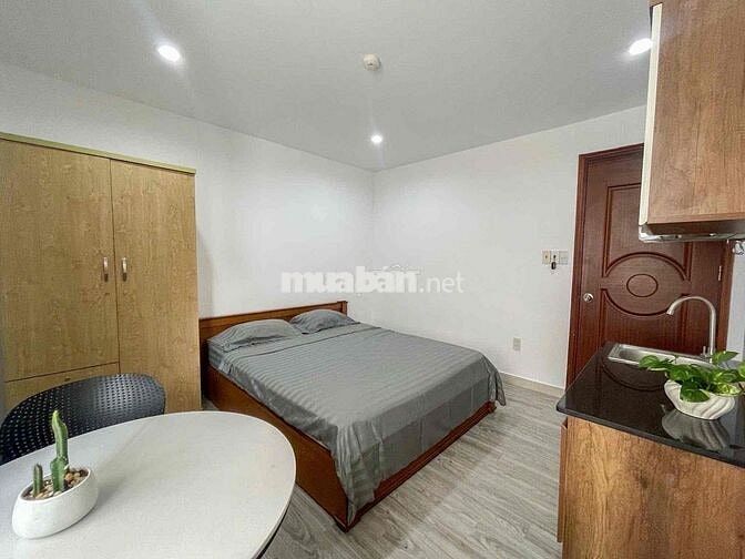 Studio ban công/cửa sổ Phú Mỹ Hưng full nội thất giá chỉ từ 5TR.X