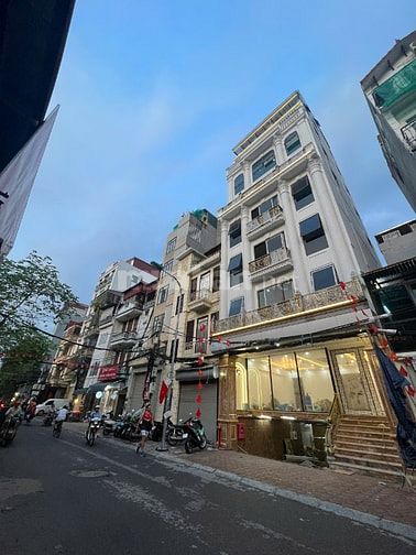 Bán Nhà Mặt Phố Trung Tâm Ba Đình 10 Tầng Xây Mới Văn Phòng MT 7,65M Bán Nhà Mặt Phố Trung Tâm Ba Đình 10 Tầng Xây Mới Văn Phòng MT 7,65M