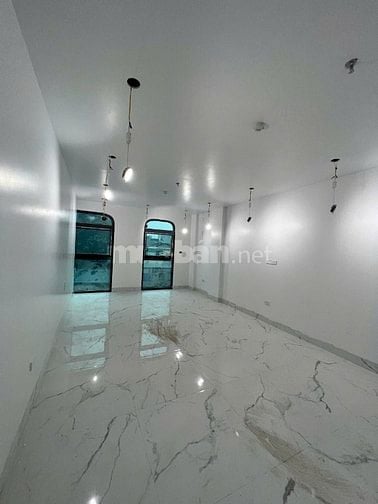 Bán Nhà Mặt Phố Trung Tâm Ba Đình 10 Tầng Xây Mới Văn Phòng MT 7,65M
