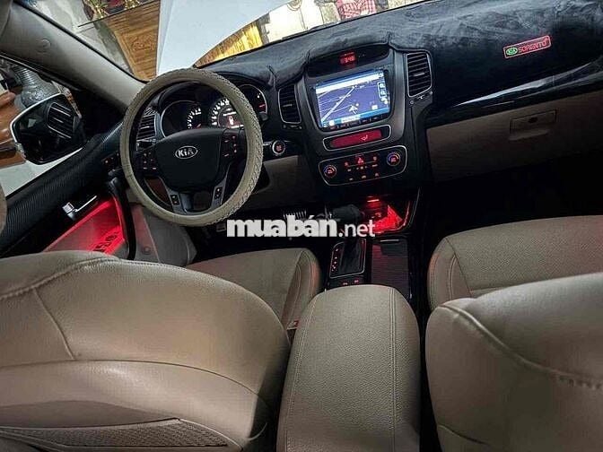 Kia Sorento 2.4 Premium ĐK 3/2020 Odo 12.000 km