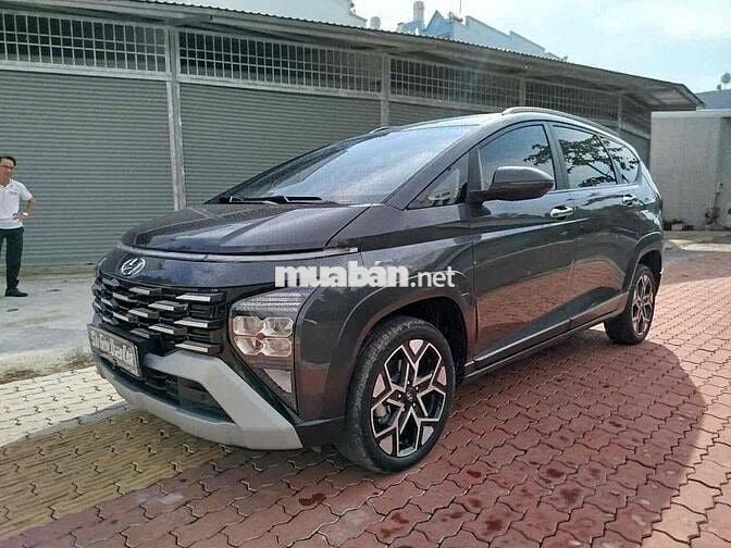 Hyundai Stargazer 2025 X 1.5 AT - 5000 km