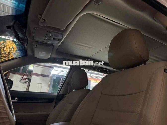 Kia Sorento 2.4 Premium ĐK 3/2020 Odo 12.000 km