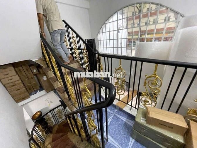 NHÀ 3 TẦNG HÀN HẢI NGUYÊN P10 Q11 ( 3,7m x 11m)