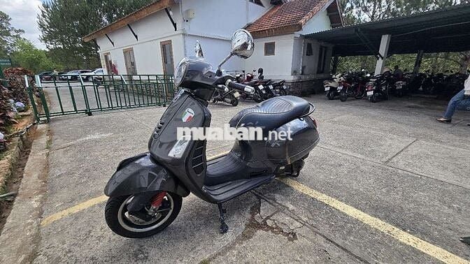Bán xe vespa GTS 2017 - chính chủ