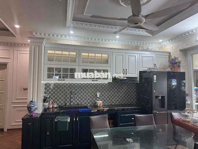 Cần tiền bán gấp Chung Cư Vimeco CT2 Vimeco Nguyễn Chánh. ***