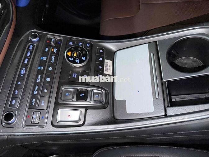 Hyundai SantaFe 2024 2.2 dầu Cao cấp nhất 12.000Km