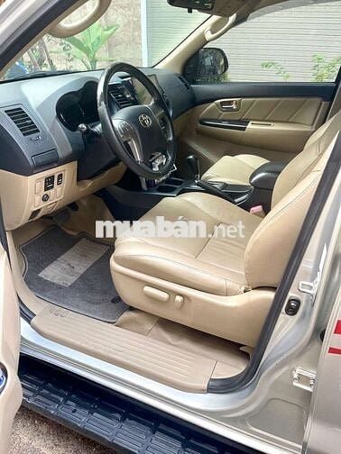 Toyota Fortuner 2015 2.7V 4x4 AT - 90000 km