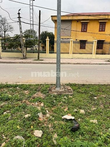 cắt lỗ mảnh phân lô đối diện ủy ban xã đồng sơn