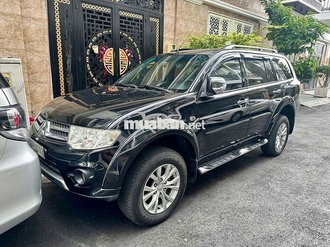 Mitsubishi Pajero Sport 2015 G 4x4 AT - 90000 km