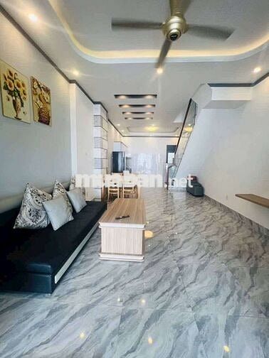 CHO THUÊ NHÀ 2PN FULL NỘI THẤT, SÂN OTO