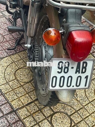 Bán xe Cub50cc,Bst tứ quý, đời 2017,xe đẹp gtdd