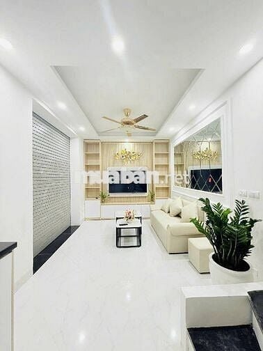 Yên Hòa - Cầu Giấy - Mặt Tiền Rộng - Full Nội Thất - Nhà Đẹp