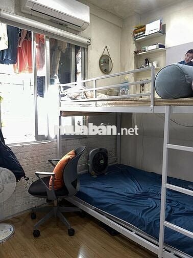 Bán CH toà A6D, Năm Trung Yên,40m2, 2N, 1WC, giá 3.9 tỷ