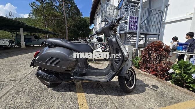 Bán xe vespa GTS 2017 - chính chủ