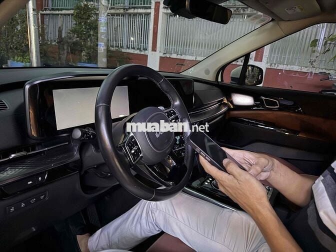 Kia Carnival 2022 Signature 2.2D - 34000 km
