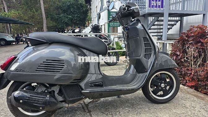 Bán xe vespa GTS 2017 - chính chủ