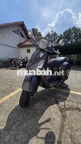 Bán xe vespa GTS 2017 - chính chủ