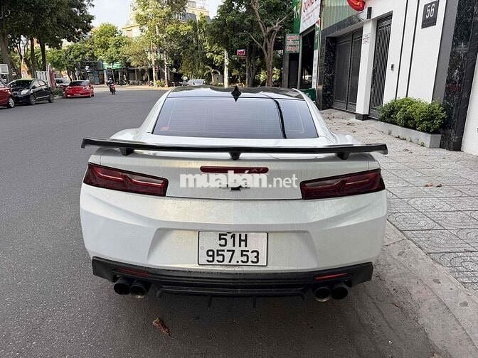 Chevrolet Camaro 2017 Xe thể thao cơ bắp Mỹ