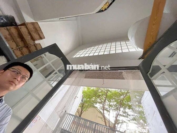 NHÀ 3 TẦNG HÀN HẢI NGUYÊN P10 Q11 ( 3,7m x 11m)