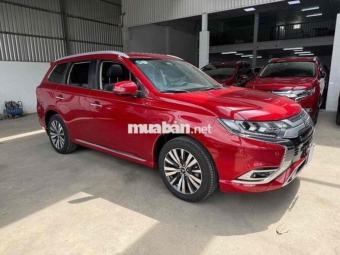 Mitsubishi Outlander 2022 Premium 2.0