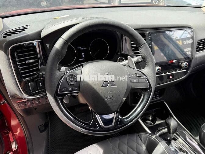 Mitsubishi Outlander 2022 Premium 2.0