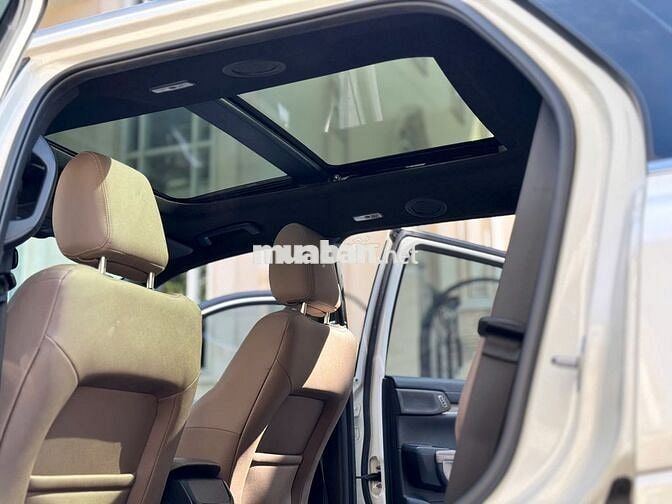 Ford Everest 2024 Titanium 2.0 AT 4x2 - 12000 km
