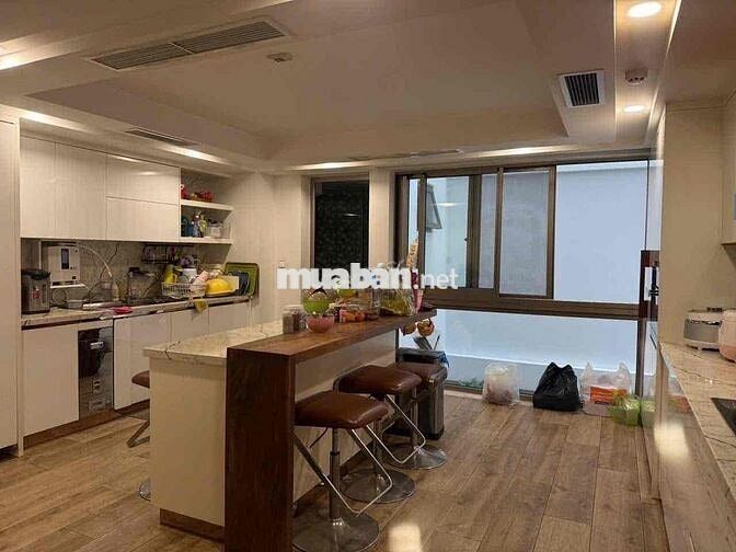 CẦN NHƯỢNG LẠI MẶT BẰNG KINH DOANH VP HOÀNG VĂN THỤ, TB. GIÁ 6TỶ590 TL
