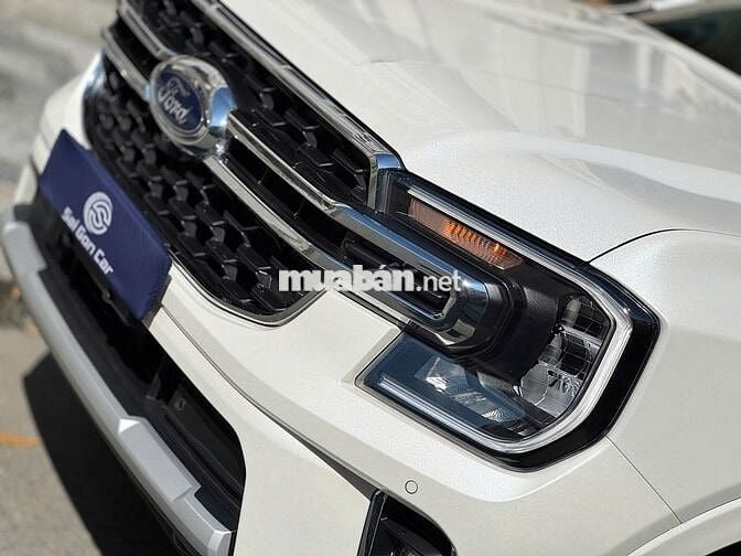 Ford Everest 2024 Titanium 2.0 AT 4x2 - 12000 km