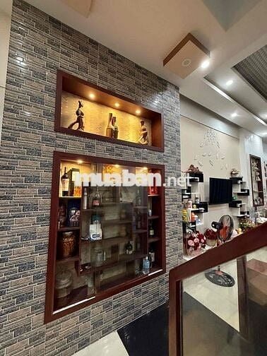 CHÍNH CHỦ BÁN NHÀ LẦU VÀ NHÀ TRỌ 335m2 MẶT TIỀN ĐƯỜNG LÀNG HOA BÀ BỘ C
