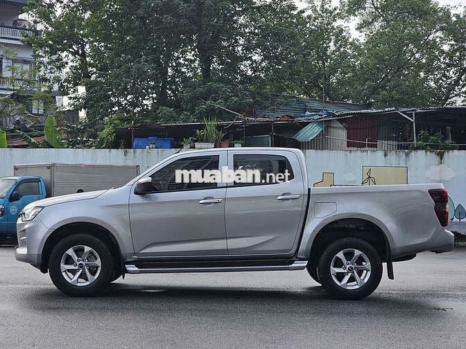 Isuzu Dmax 2023 Prestige 1.9L 4x2 MT - 45000 km
