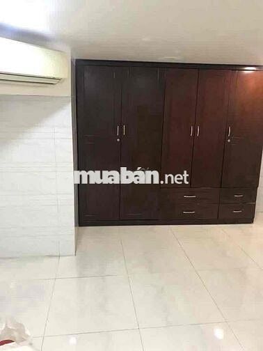 Cho thuê nhà 3.5*14m - 3pn - có nt - Nguyễn Chí Thanh - p5 -Q10