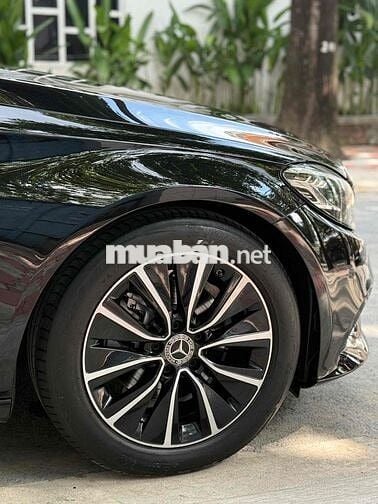 Mercedes Benz C Class 2018 C200 FOM MỚI