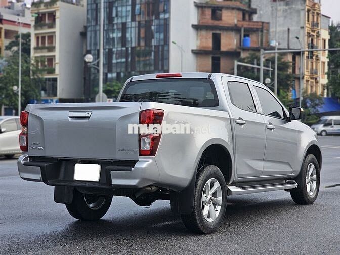 Isuzu Dmax 2023 Prestige 1.9L 4x2 MT - 45000 km